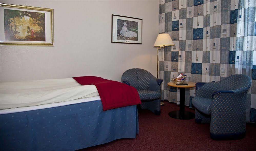 Karlskoga Hotell & Konferens Luaran gambar